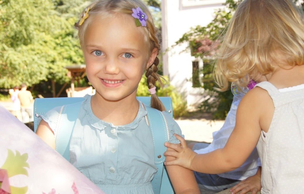 Schmuck Geschenk Ideen für die Einschulung und den ersten Schultag, Füllung Schultüte von Alicia's Diary