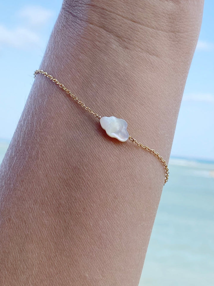 Goldenes Armband mit Wolke - ALICIA'S DIARY®
