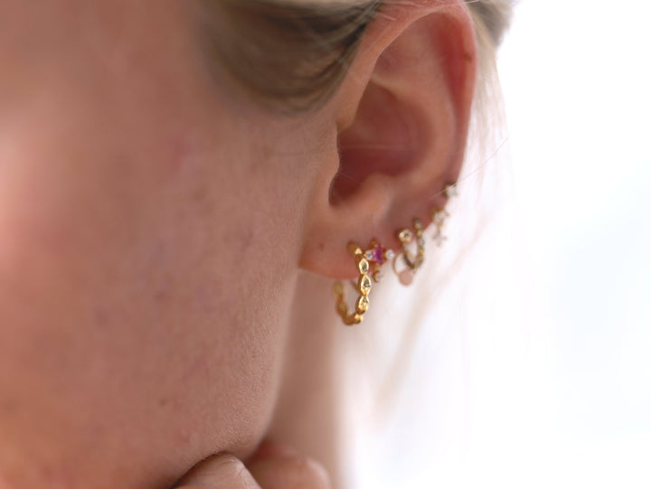 Goldene offene Creolen im Reiskorn-Perlen Look-ALICIA'S DIARY®