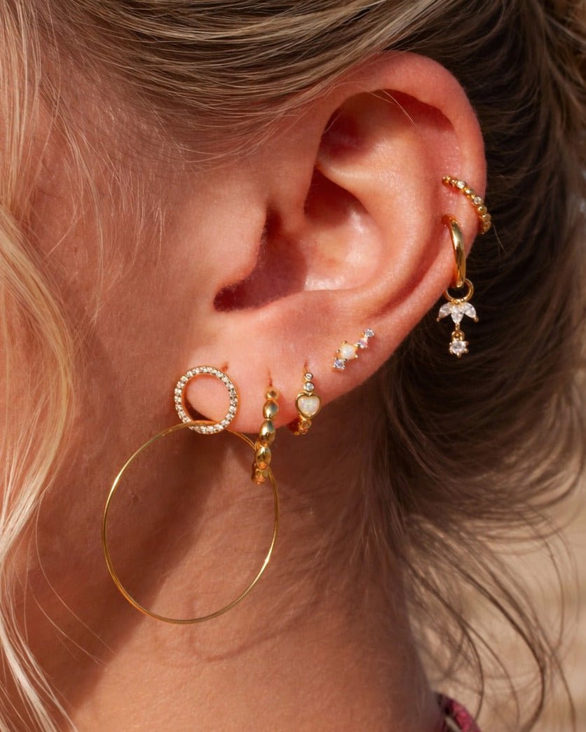 Herz Opal Huggies Creolen - ALICIA'S DIARY®