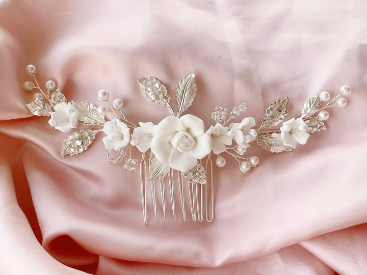 Silberner Brautkamm mit Rose und weißen Blumen | ROSALIE - ALICIA'S DIARY®