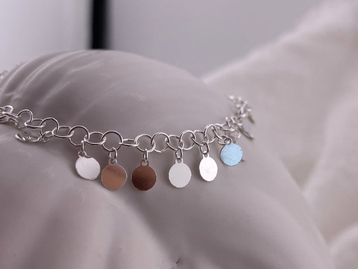 Silbernes Bettelarmband mit kleinen runden Coins-925-armbänder-Armbänder und Armreifen