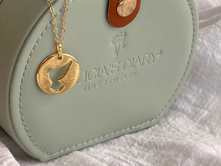 kissedby Alicia | Goldkette mit Friedenstaube - ALICIA'S DIARY®