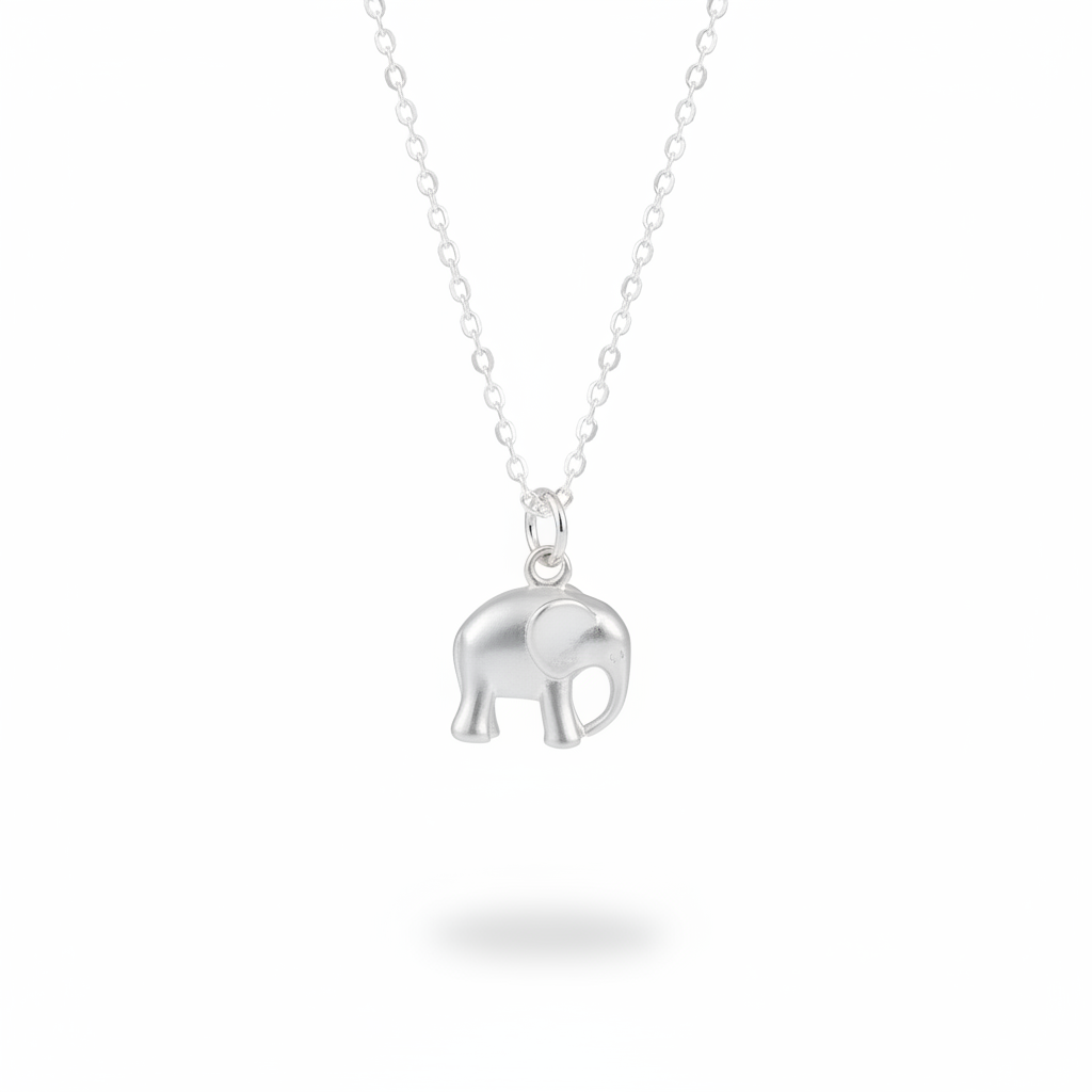 Silberne Halskette mit stilisiertem Elefanten Anhänger, Charm Kette aus 925 Sterlingsilber für junge Frauen, Schmuck Inspo von Alicia&