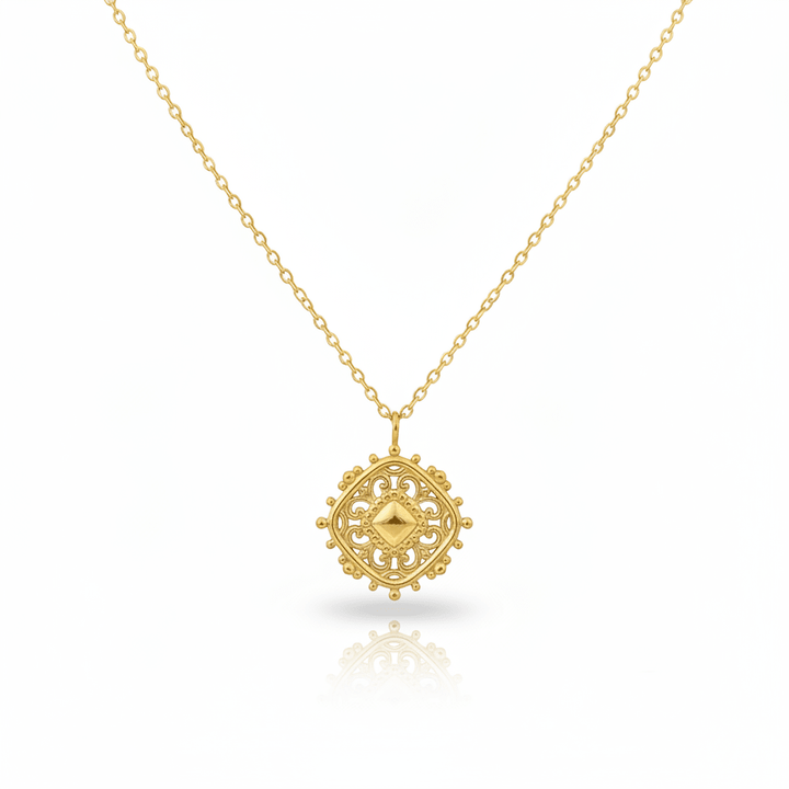Goldene Halskette im Boho-Chic Style für Beach Girl Style, Kette mit Anhänger aus Edelstahl von Alicia&