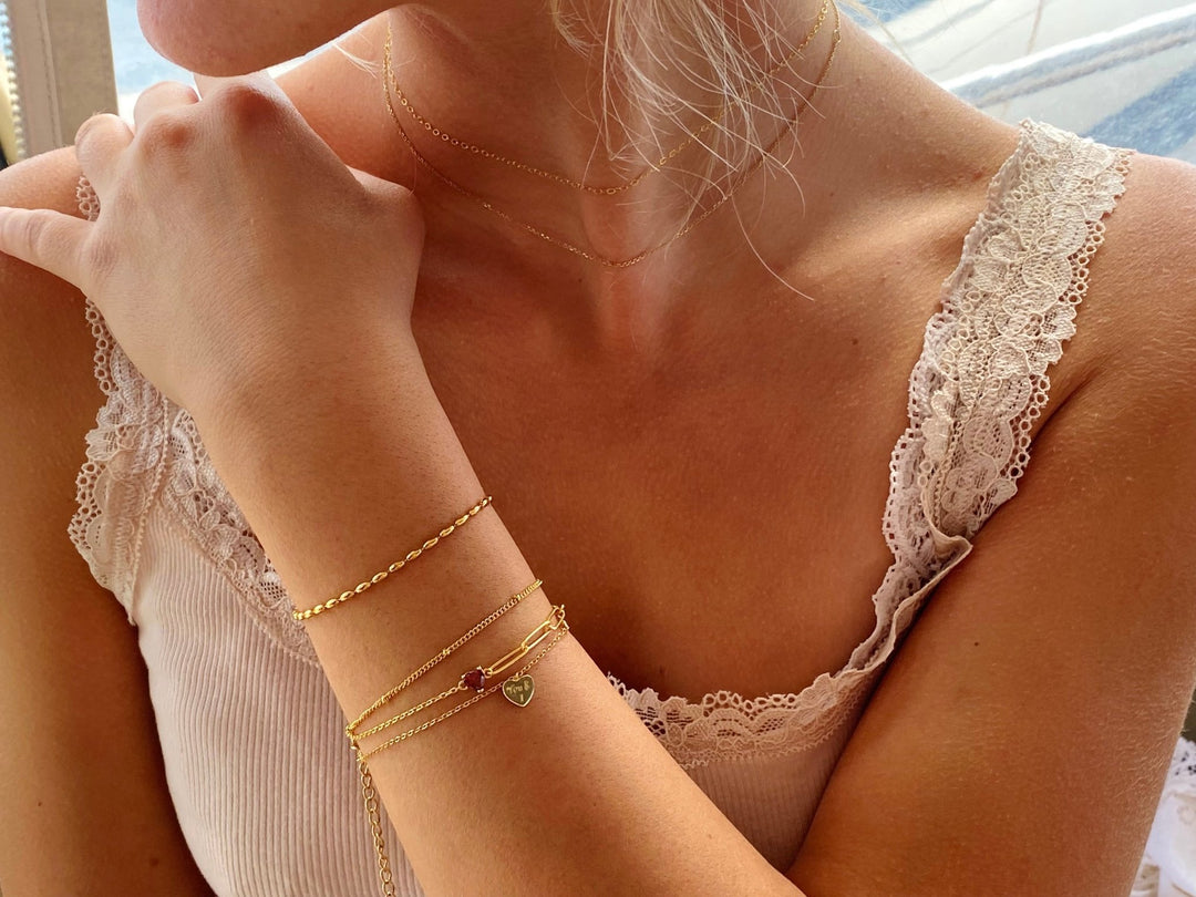 Goldenes Paperclip Armband mit Herz-925-armbänder-Armbänder und Armreifen