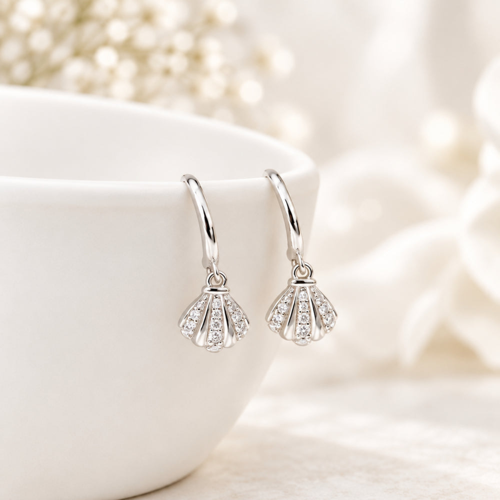 Pendientes de aro de concha - Alicia's Diary