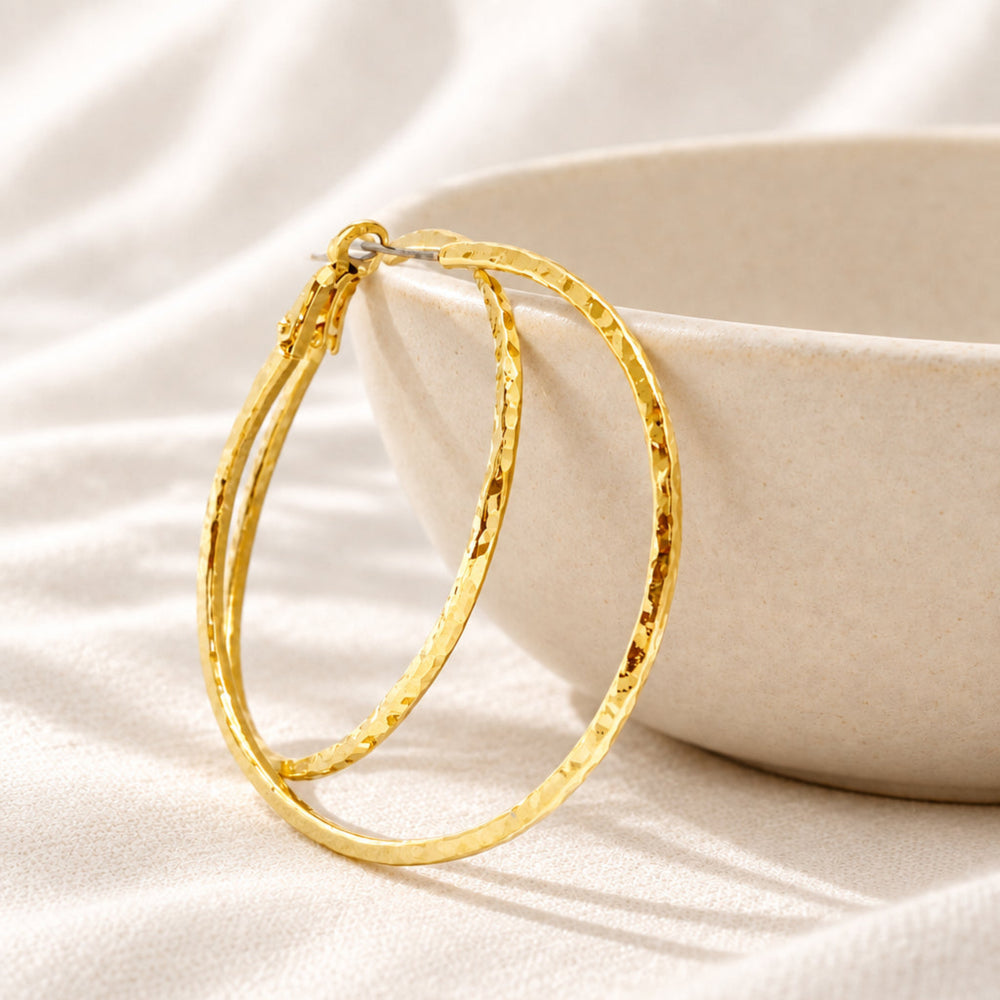 Golden hammered hoop earrings with 24k gold plating - Alicia's Diary®