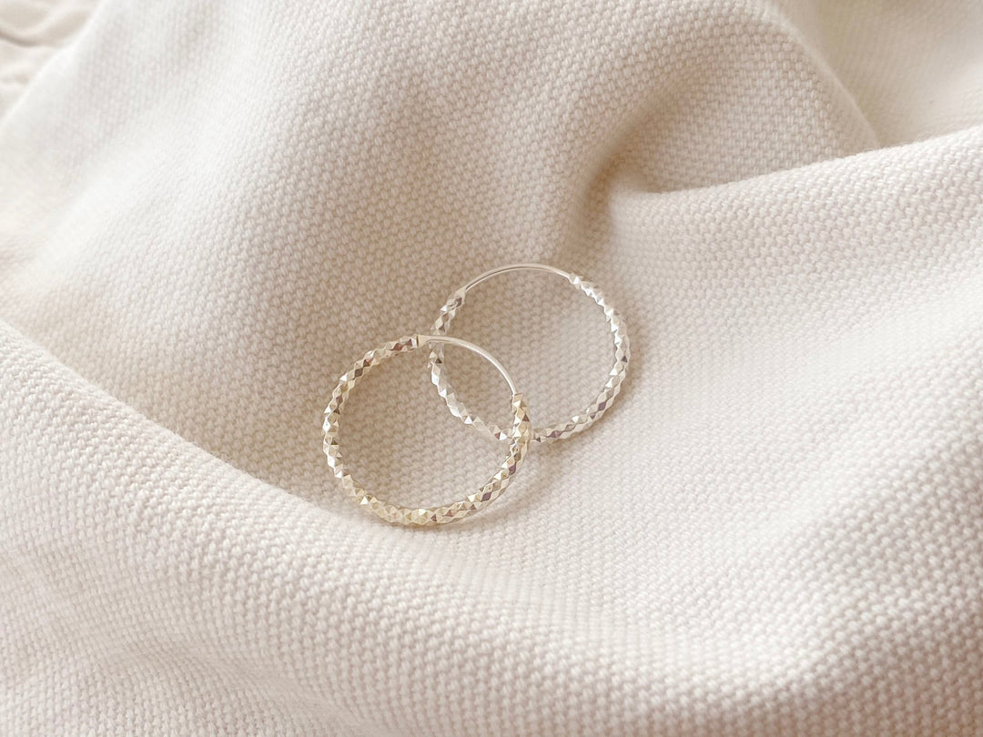 Diamond Cut Creolen - ALICIA'S DIARY®