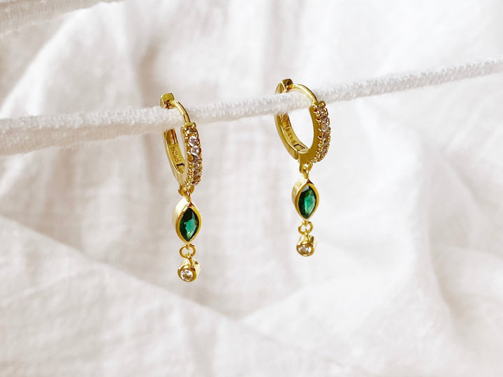 Crystal Huggies mit grünem Anhänger - ALICIA'S DIARY®