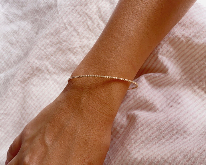 Goldener Armreif im Perlenketten - Style - ALICIA'S DIARY®