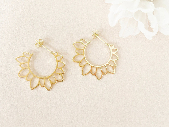 Ohrstecker Creolen gold mot Sonnen im Softgirl Style von Alicia's Diary