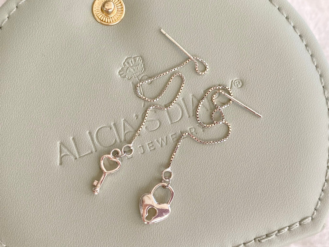 Schloss & Schlüssel Fädelohrringe - ALICIA'S DIARY®