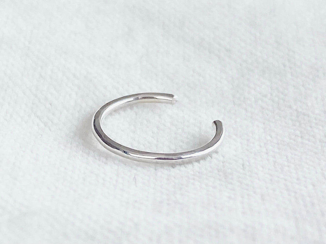 Hammered Earcuff - ALICIA'S DIARY