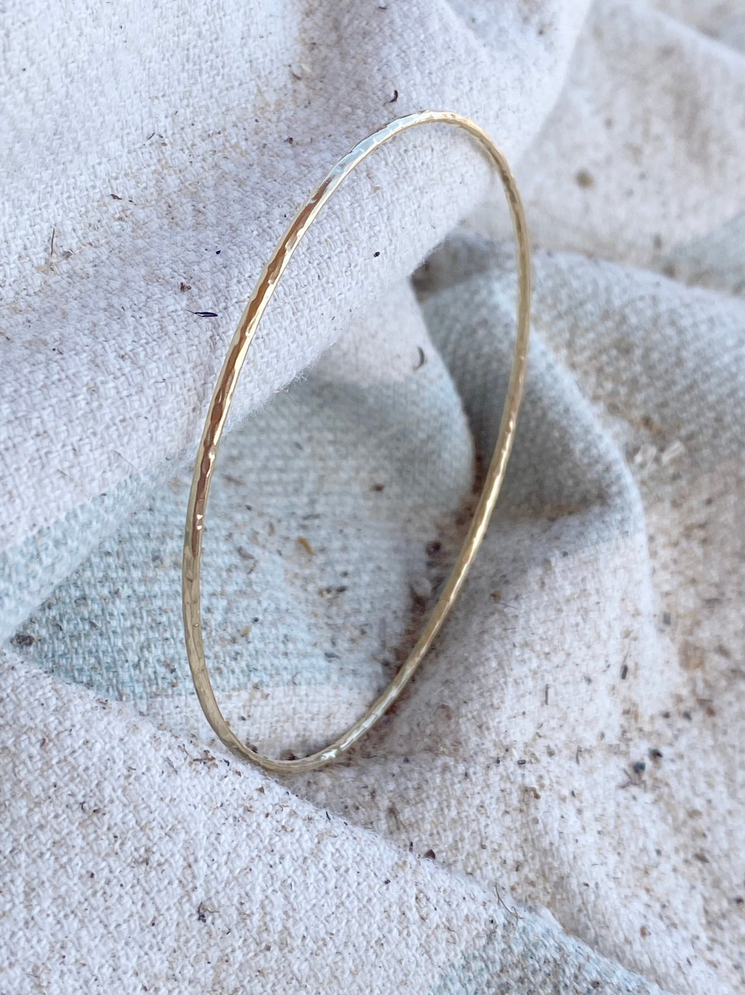 Hammered Layer Armreif - ALICIA'S DIARY®