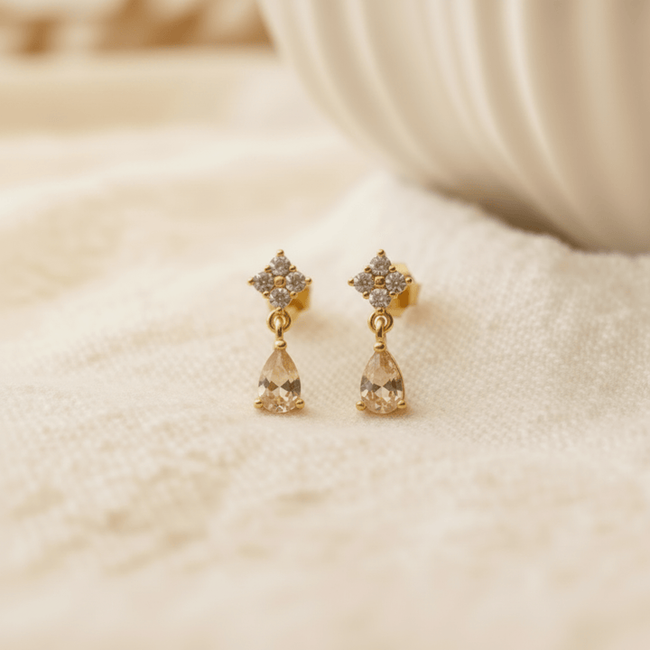 Retro Chic Ohrringe aus 925 Silber, Glitzer Ohrstecker mit kleinem Anhänger Kristall Tropfen, hautfreundlicher Schmuck