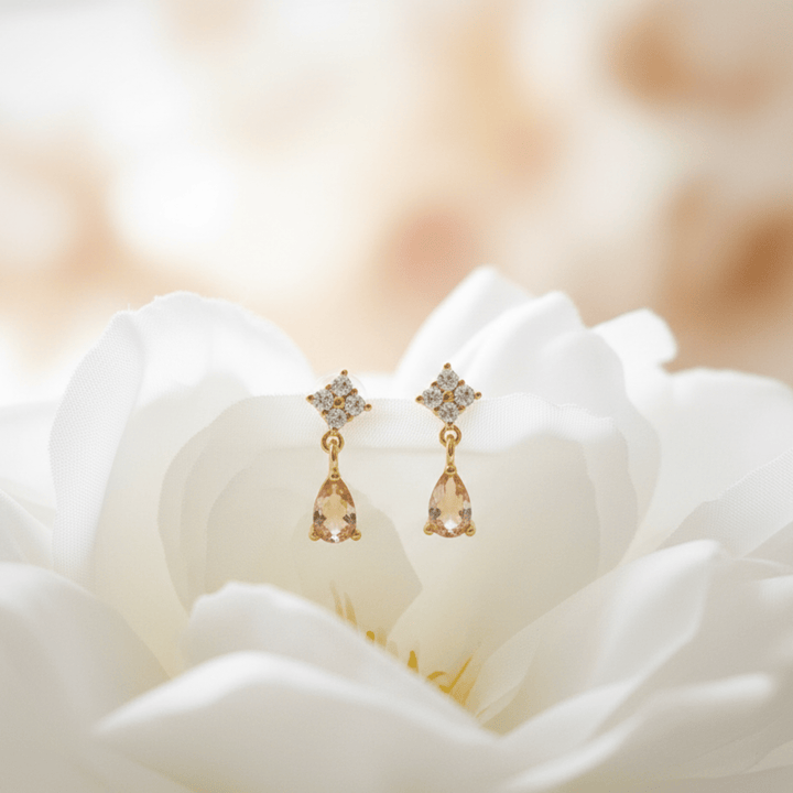Goldene Vintage Ohrstecker mit Tropfen aus 925 Silber, Glitzer Ohrstecker mit kleinem Kristall Anhänger, hautfreundlicher Schmuck