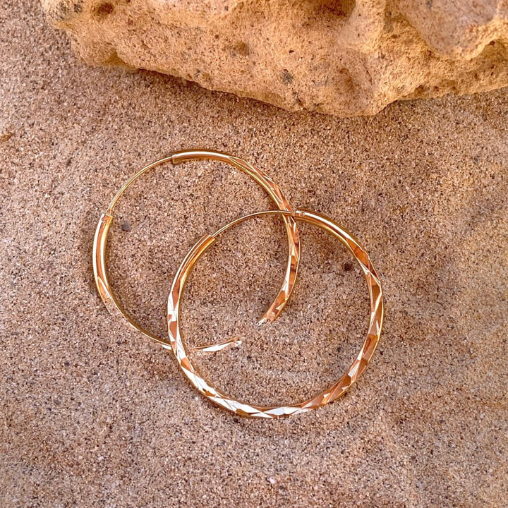 Vintage Ohrringe Creolen aus vergoldeten Messing, Boho Schmuck für junge Frauen
