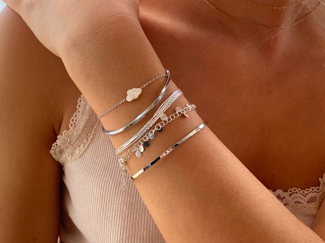 Delicate, playful snake bracelet in silver - Alicia&