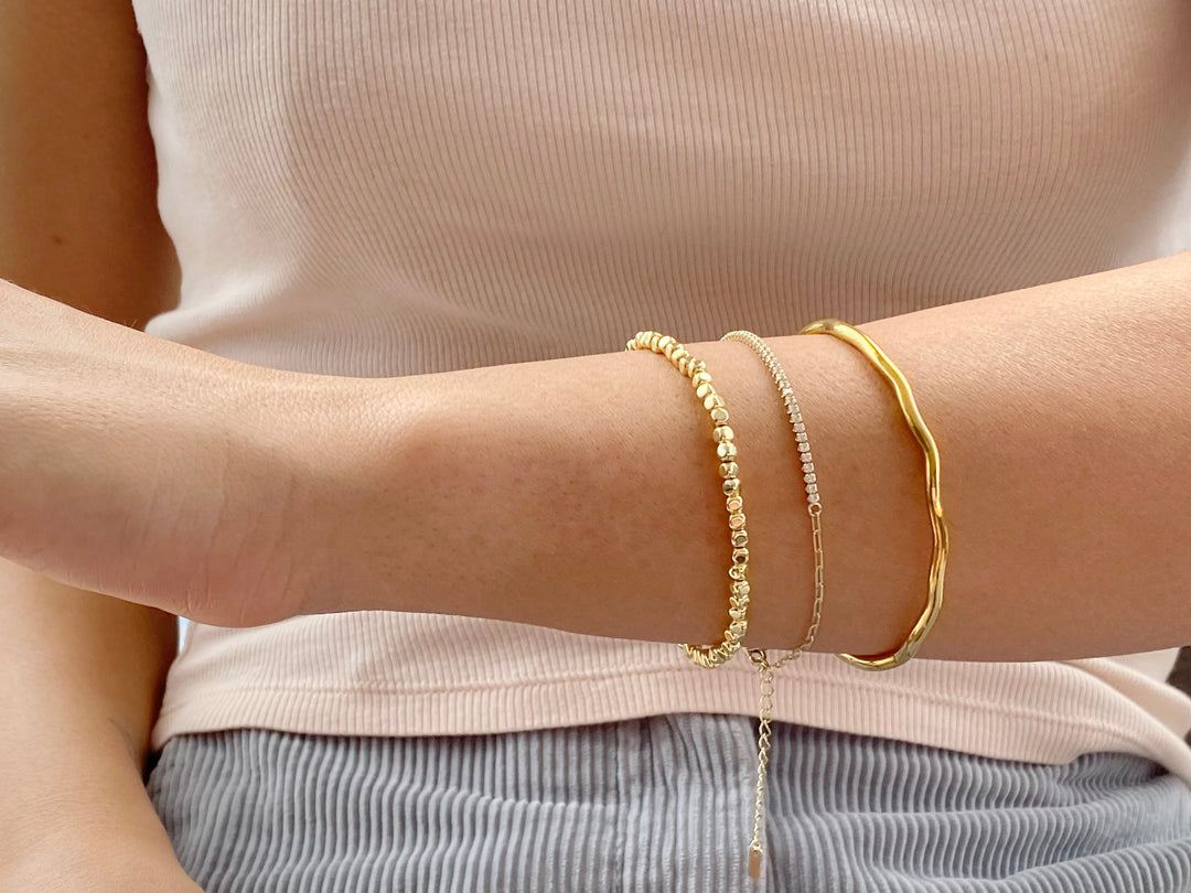 Goldene Armbänder und Armreifen aus 925 Silber und Edelstahl von Alicia's Diary