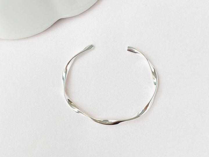 Schmuck für kleine Frauen, Silber-Armreif für dünne schmale Handgelenke, Armspange aus 925 Sterlingsilber, Silberschmuck Online Shop