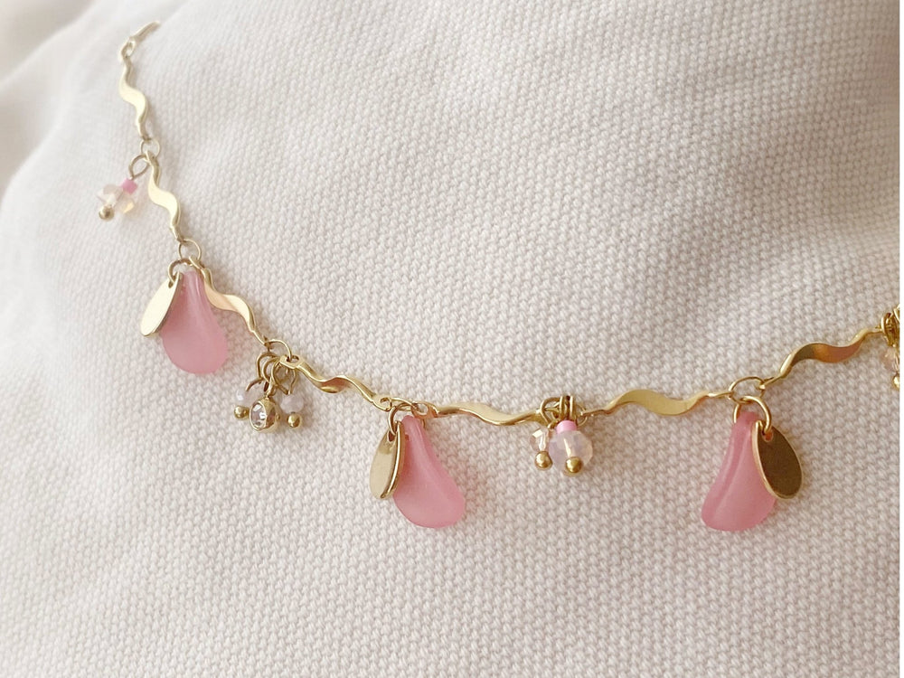 Funky Wellenkette - ALICIA'S DIARY