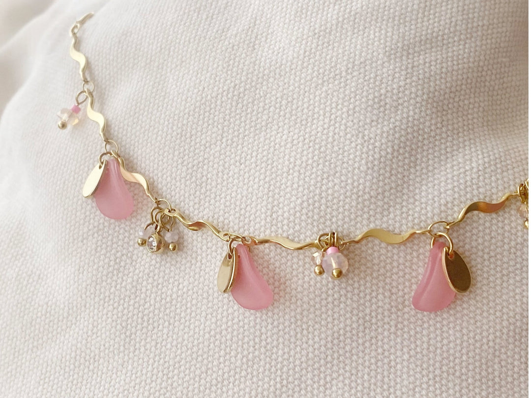 Funky Wellenkette - ALICIA'S DIARY