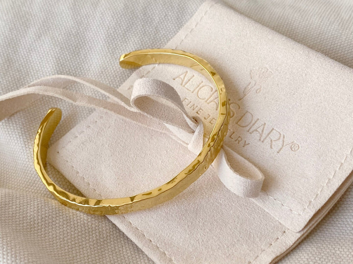 Hammered Waterproof Bangle - Alicia&