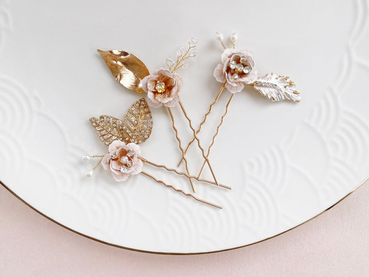 Vintage Braut Haarschmuck mit Blumen , gold, Glitzer, Glamour Bride, Vinted Braut, Cottagecore Schmuck von Alicia's Diary