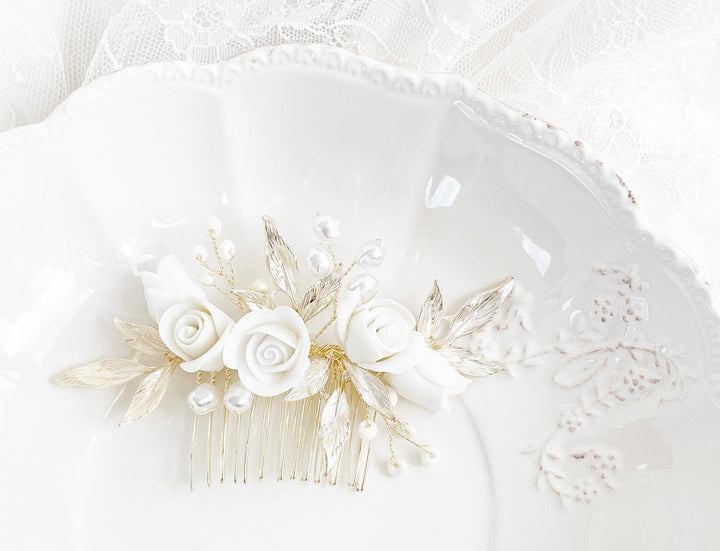 Goldener Brauthaarschmuck Linda - ALICIA'S DIARY