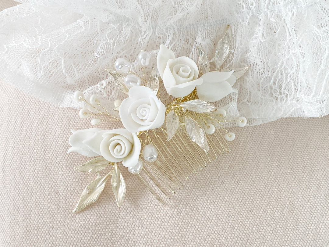 Goldener Brauthaarschmuck Linda - ALICIA'S DIARY