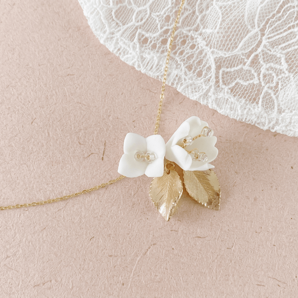 Goldener Braut Halsschmuck | AURELIE-Aurelie-blumen-blüten