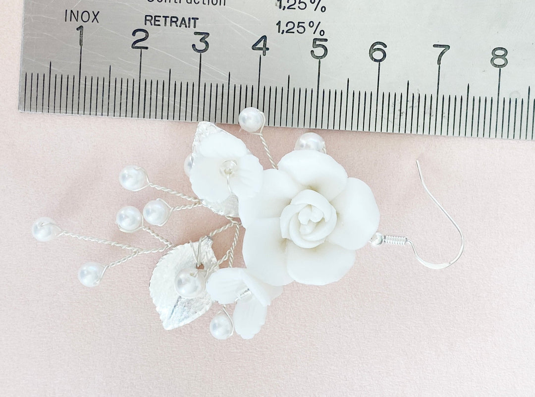 Blütenweiße Hochzeitsohrringe Rosalie - ALICIA'S DIARY