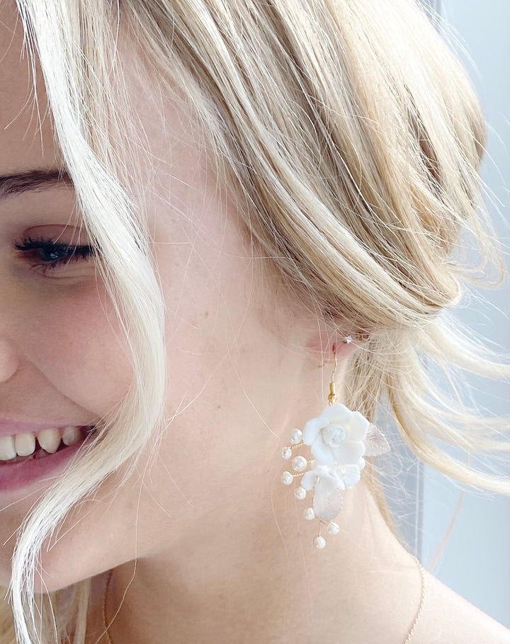Blütenweiße Hochzeitsohrringe Rosalie - ALICIA'S DIARY