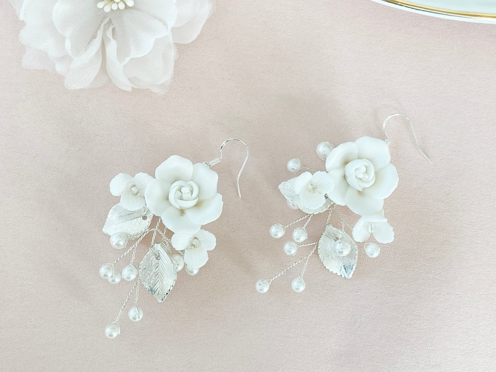 Blütenweiße Hochzeitsohrringe Rosalie - ALICIA'S DIARY