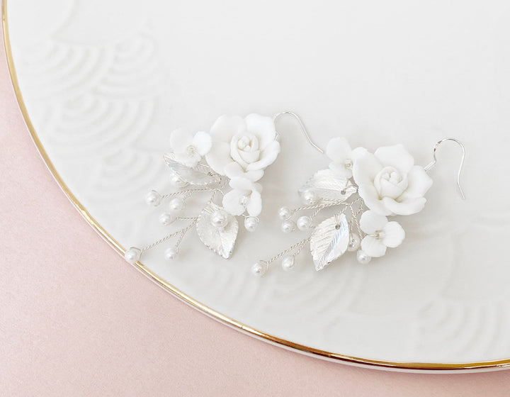 Blütenweiße Hochzeitsohrringe Rosalie - ALICIA'S DIARY