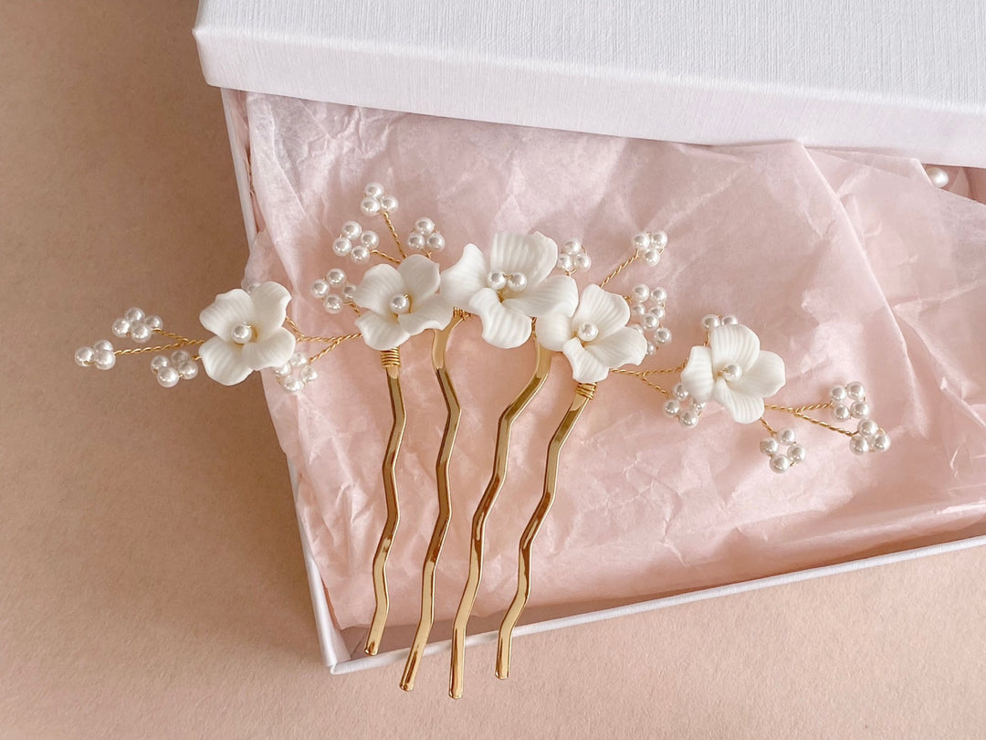 Haarschmuck Braut Vintage: Goldener Boho Haarschmuck Hochzeit, Brautkamm von Alicia's Diary