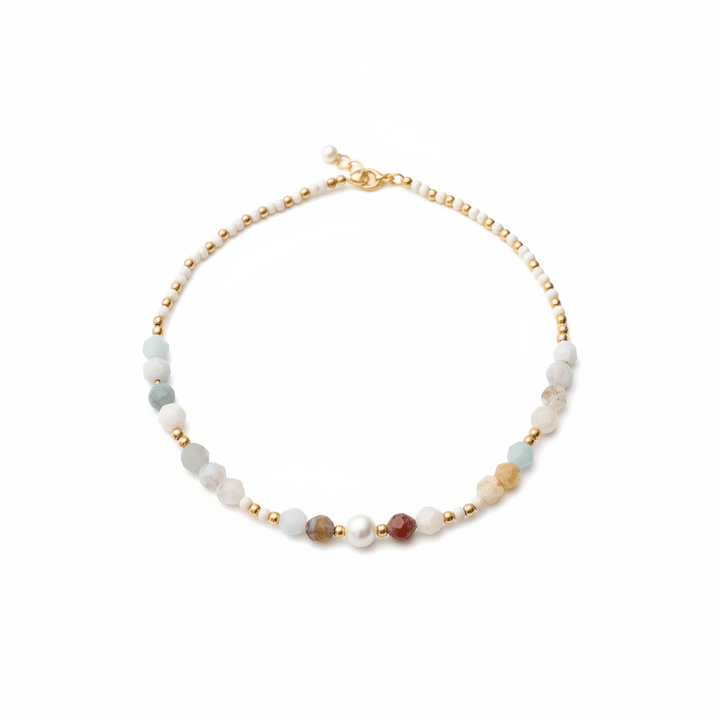 Perlenkette mit natürlichen bunten Edelsteinen, Boho Schmuck, Beach Girl Style Inspiration von Alicia&