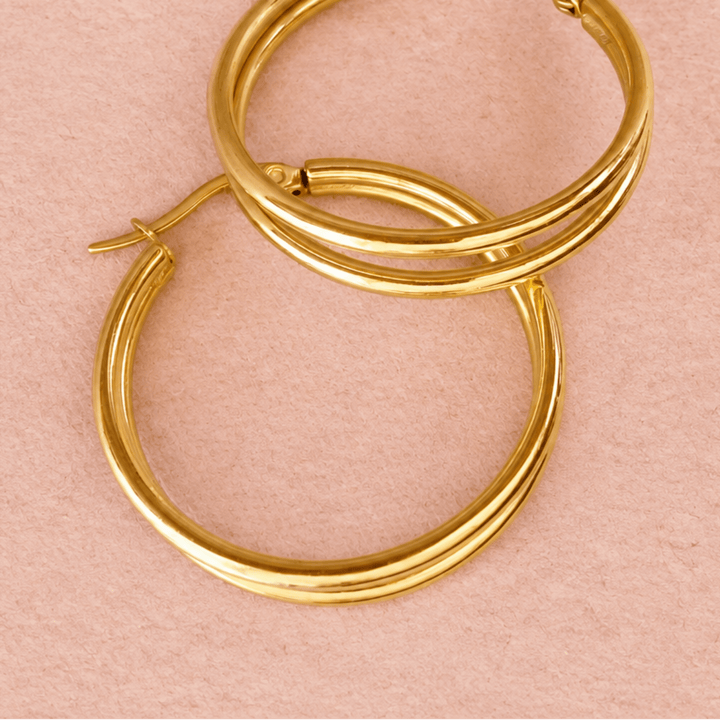 Wasserfeste Gold Creolen, große Gold Creolen 30mm, Edelstahl Ohrringe Damen in Gold,  goldene Edelstahl Creolen mit Doppelring
