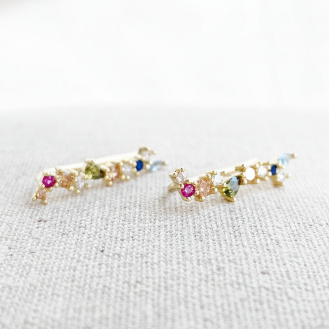 Ohrringe die man immer tragen kann, Ear Climber mit bunten Steinen, gemütliche Ohrringe, die aussehen wie mehrere, schöner Schmuck