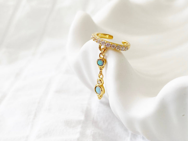 Opal Earcuff - ALICIA'S DIARY