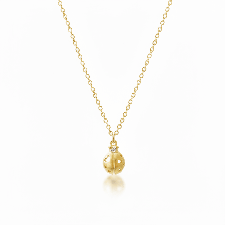 Vergoldete Marienkäfer Halskette für Kinder, klassischer Kinderschmuck, goldener Marienkäfer von Alicia&