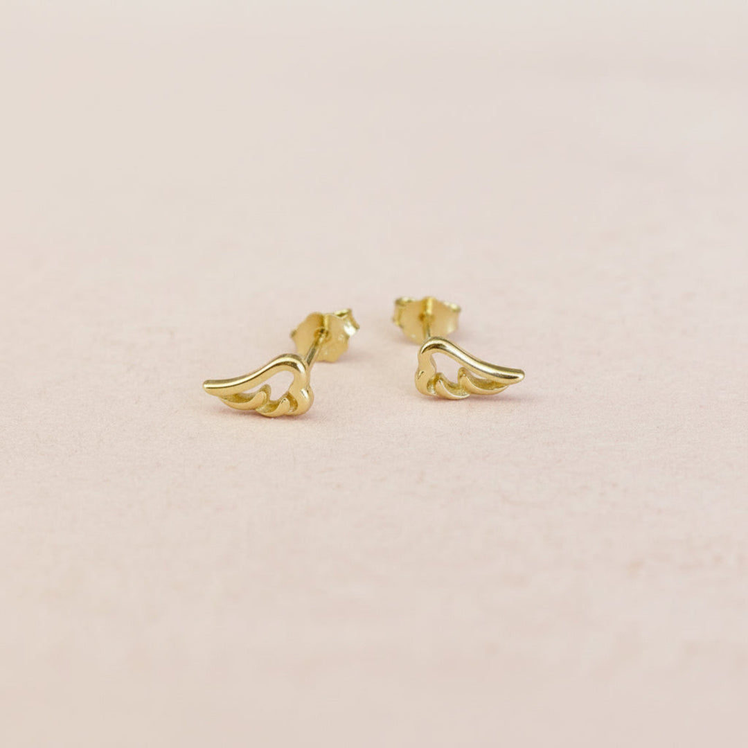 Dezentegoldene Ohrstecker mit Engelnflügeln aus 925 Silber für empfindliche Ohren und Schmuckallergiker, Schmuck für Kinder, Frauen und Teenager Mädchen