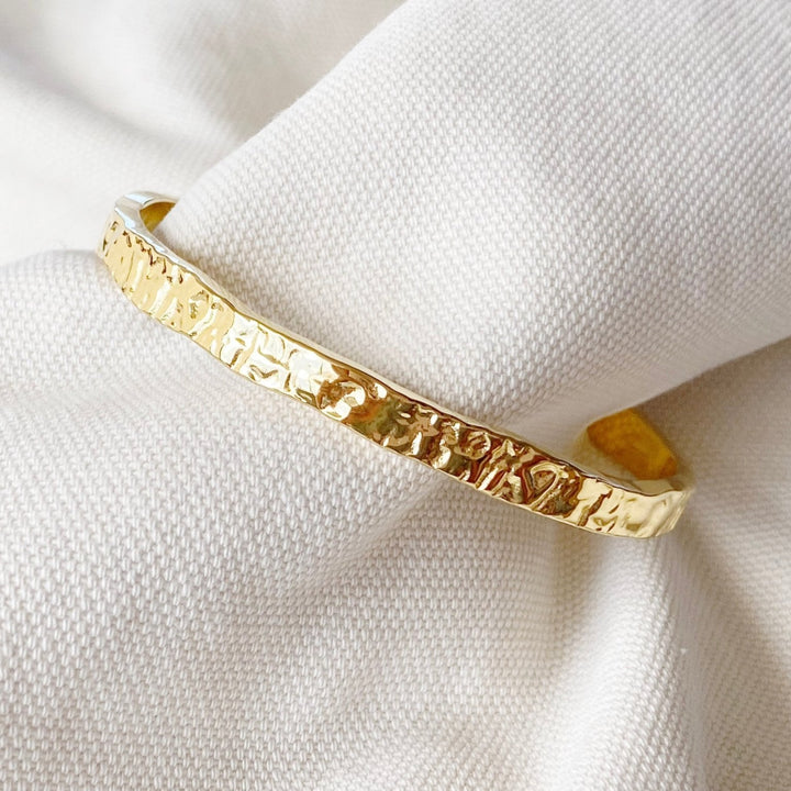 Hammered Waterproof Bangle - Alicia&