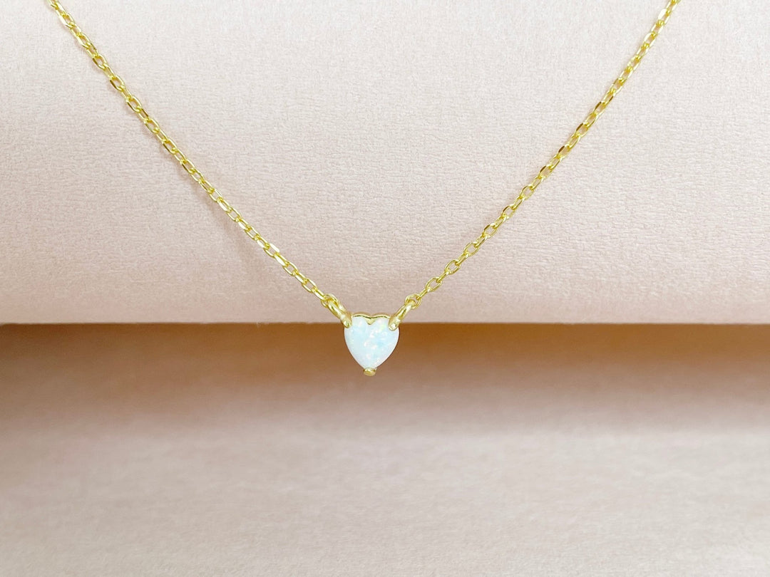 Goldene Kette mit Herz Anhänger für Jahrestag, Muttertag, Valentinstag von Alicia's Diary