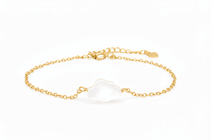Goldenes Armband mit Perlmutt Wolke, Muschel Schmuck für Teenager Mädchen und junge Frauen von Alicia&