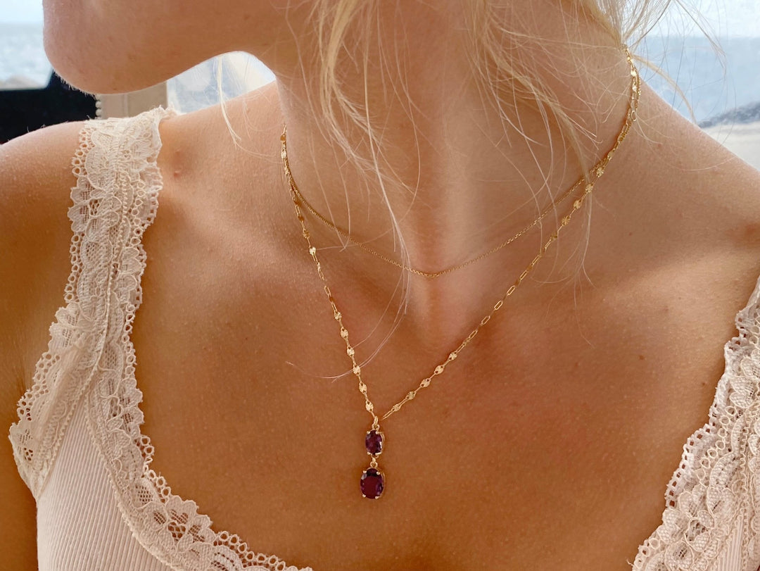 Besondere Kette: Vergoldete Silberkette mit großem Kristall Stein Anhänger von Alicia's Diary