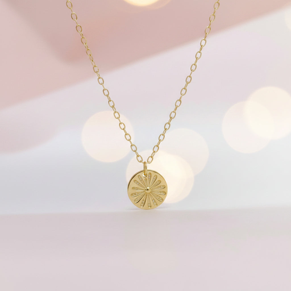 Collar de oro con forma de sol y moneda - ALICIA&