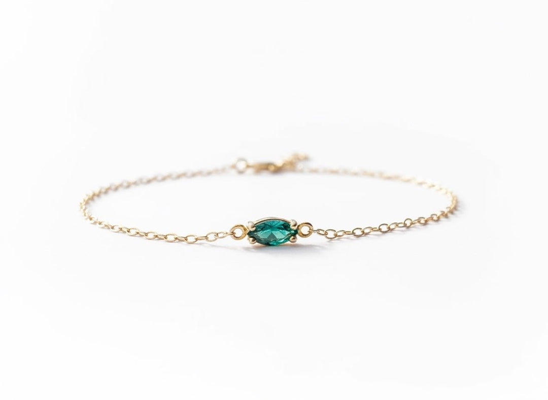 Vergoldetes Silber Armband mit grünem Stein, Bracelet Stacking Layering, Schmuck für junge Frauen Alicia's Diary