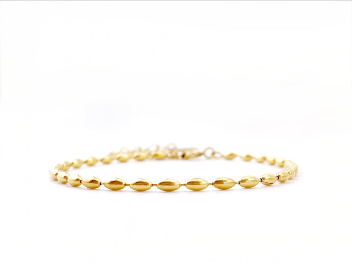Goldenes Beach Girl Pinterest Armband aus Edelstahl mit ovalen Perlen, schöner Schmuck von Alicia's Diary